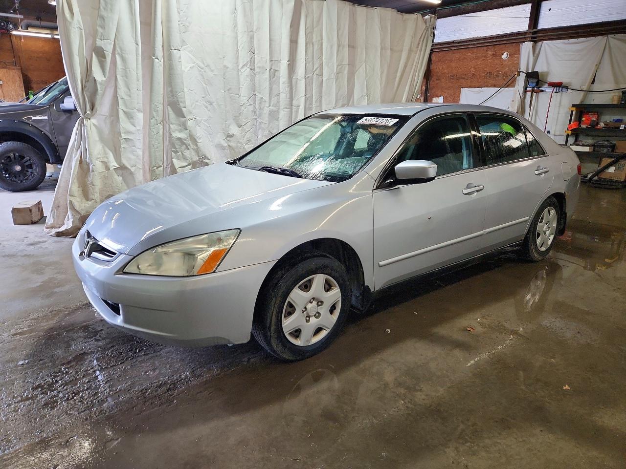 Salvage Honda Accord Image