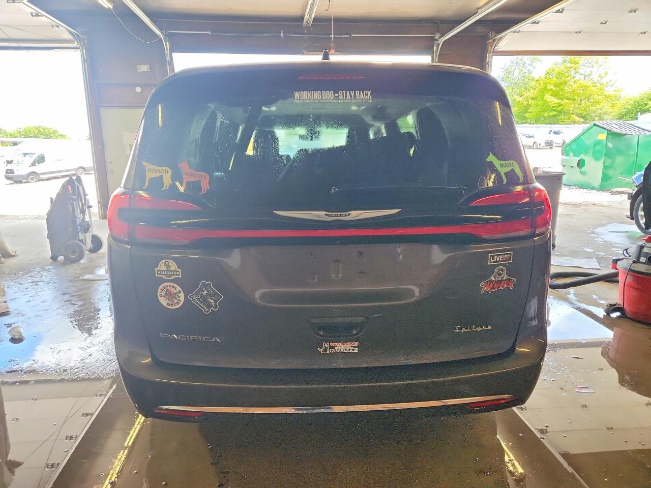 Chrysler Pacifica Touring L