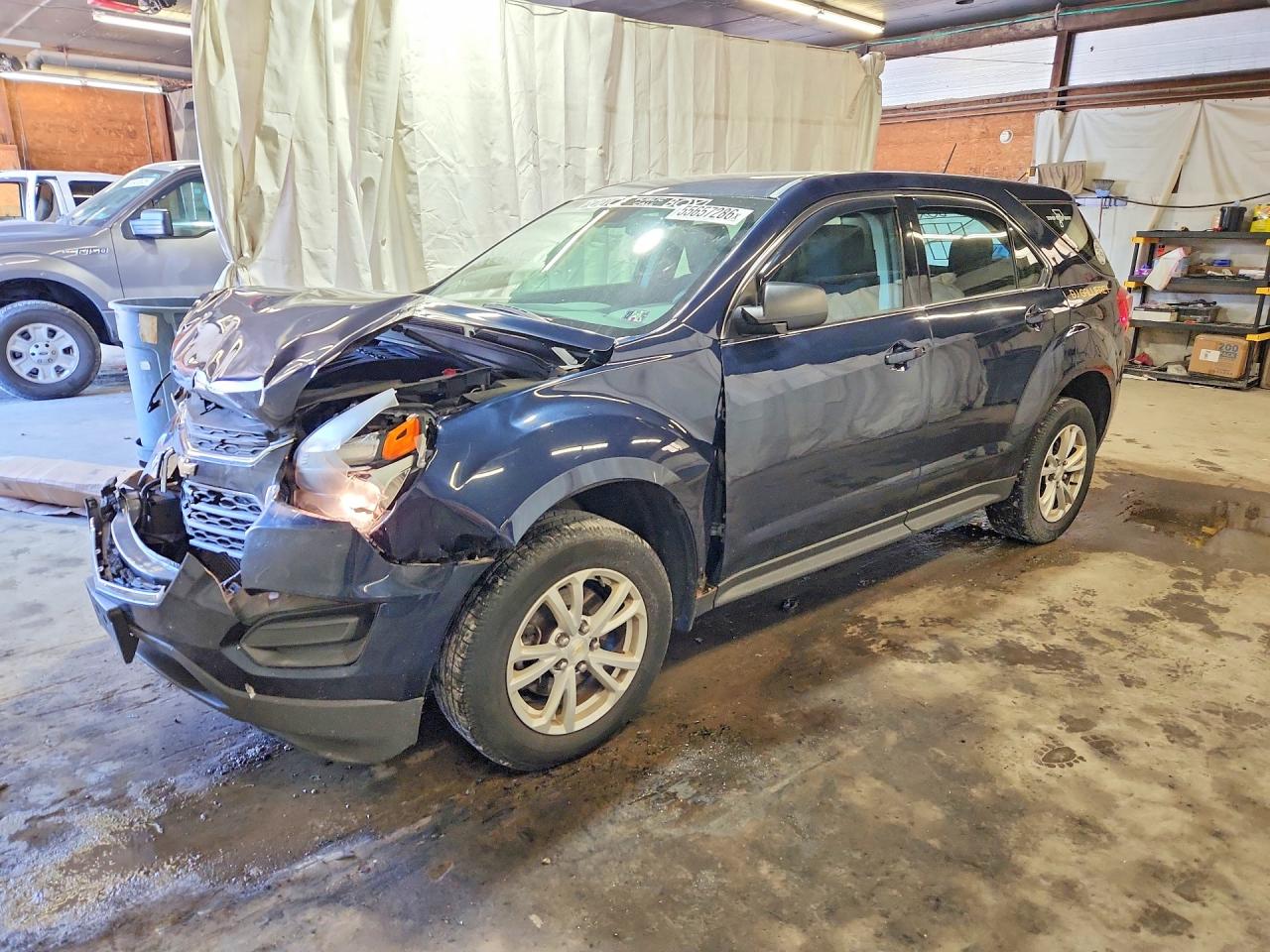Salvage Chevrolet Equinox Image