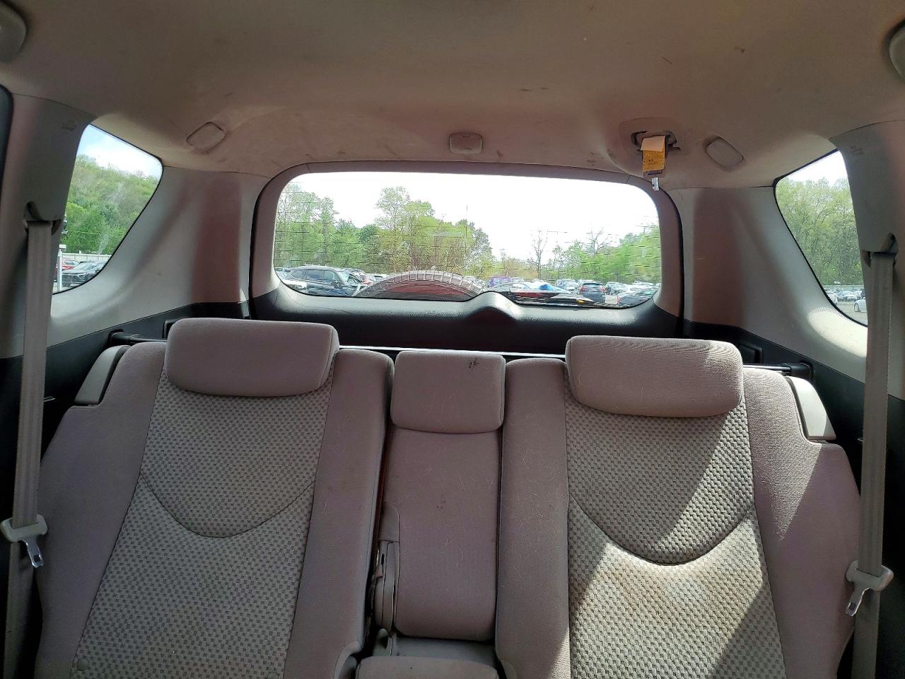 Toyota RAV4 Base
