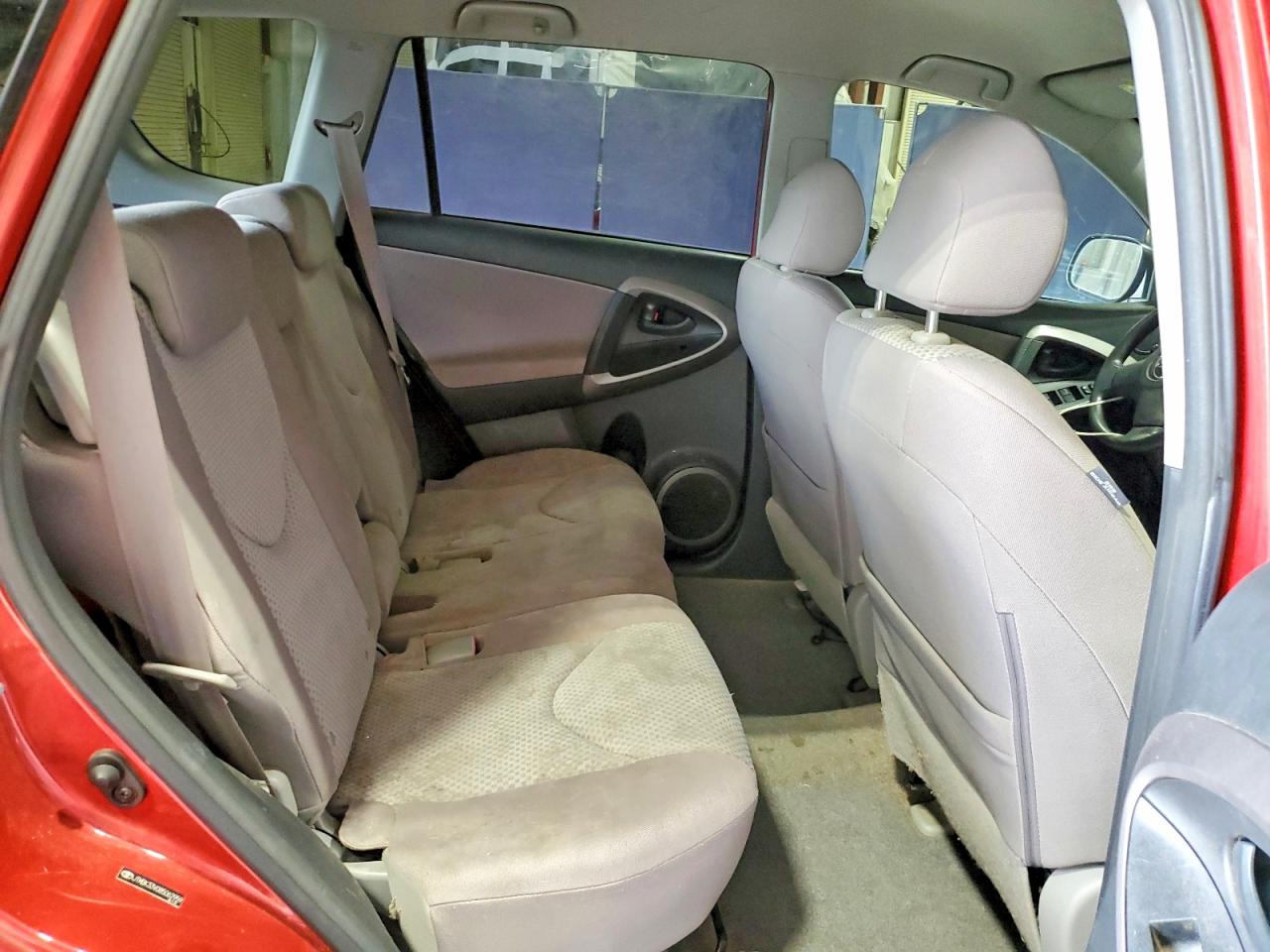 Toyota RAV4 Base