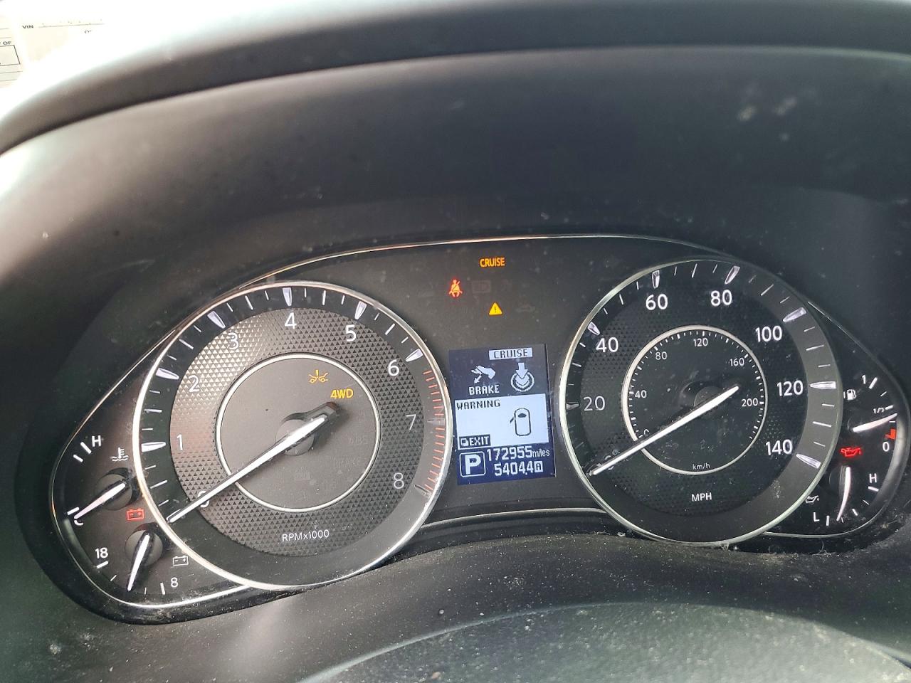 Nissan Armada Sl