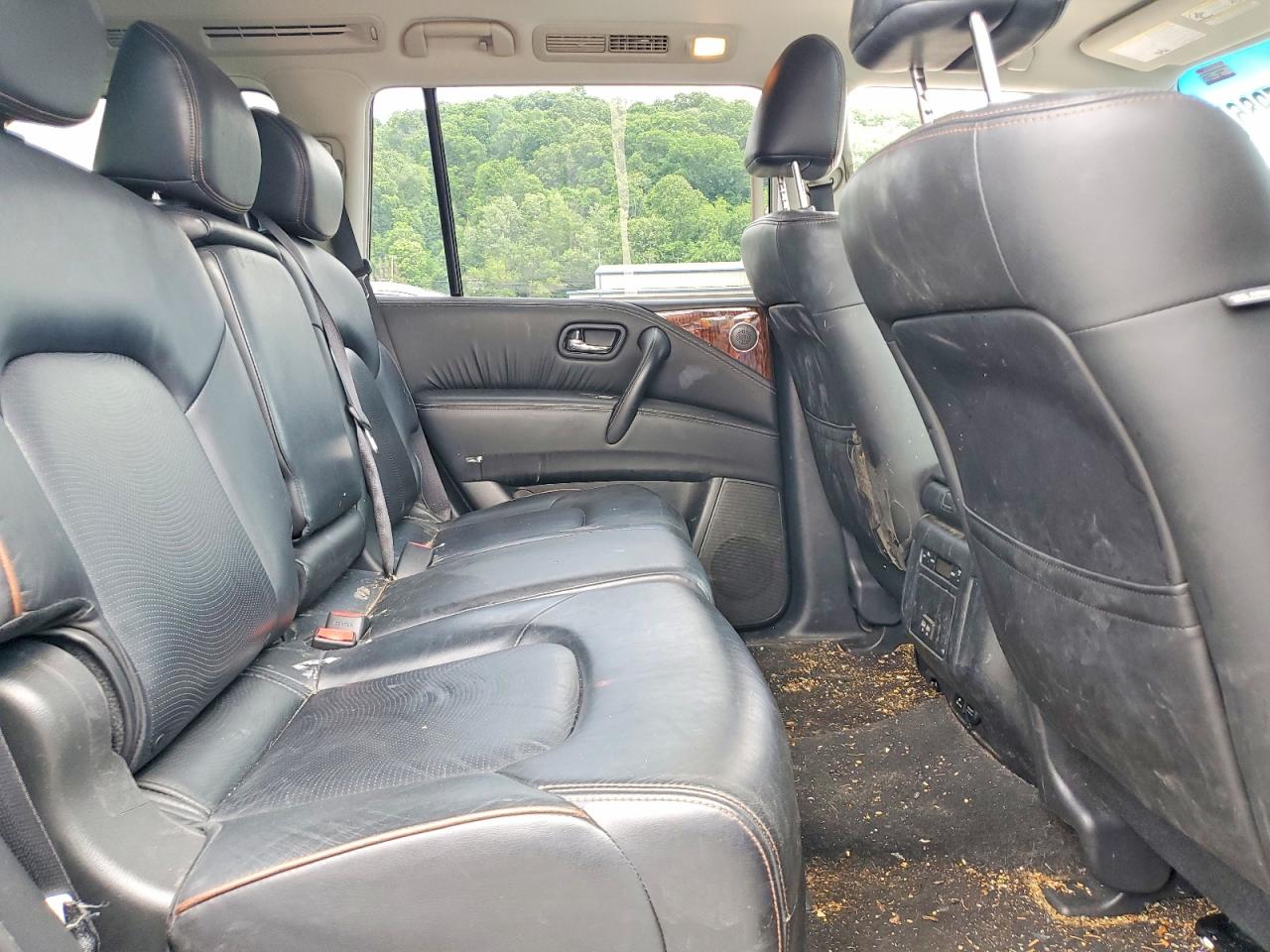 Nissan Armada Sl