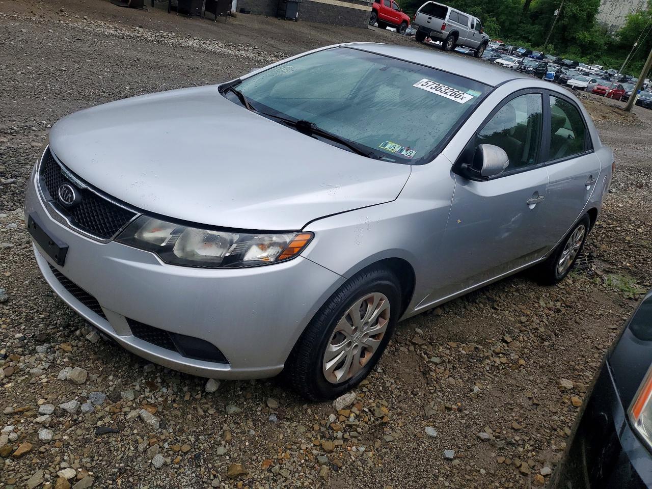 Salvage Kia Forte Image
