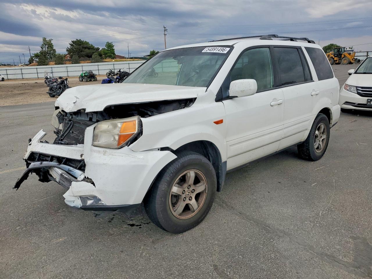 Salvage Honda Pilot Image