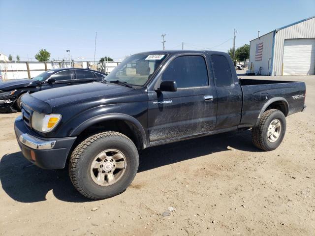 Salvage Toyota Tacoma Image