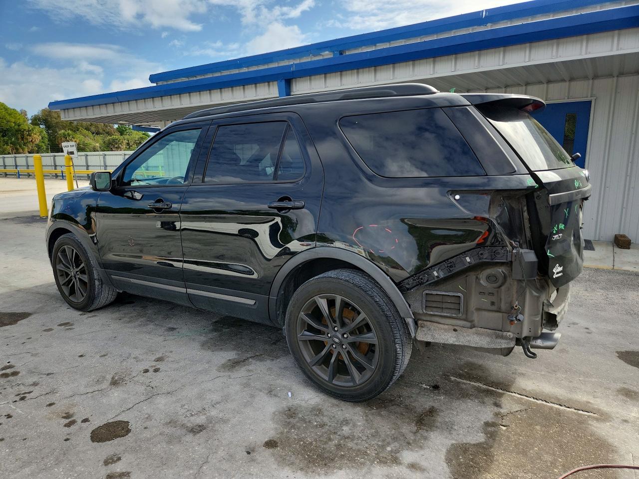 Ford Explorer Xlt