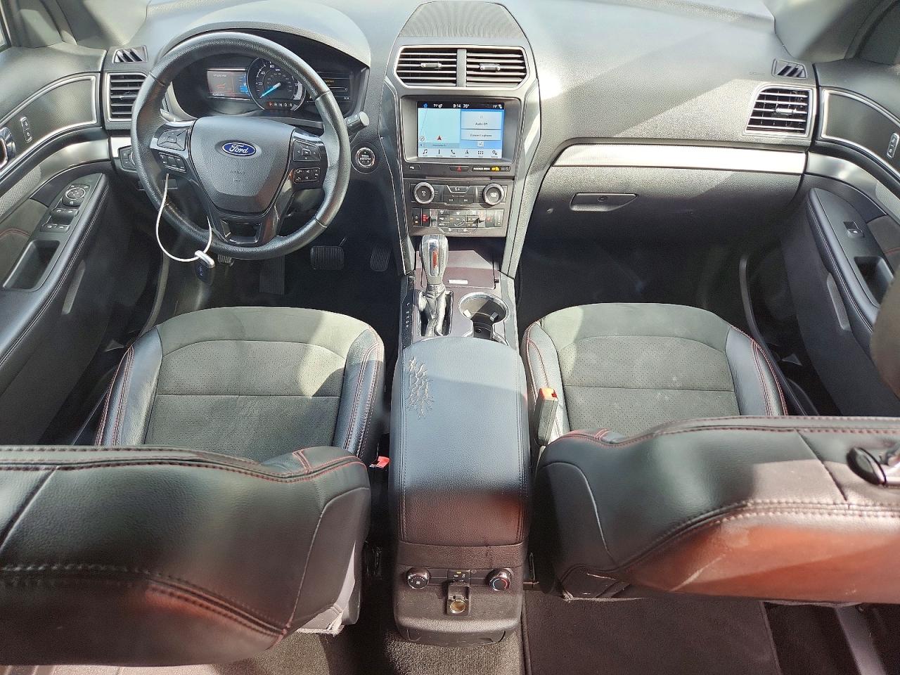 Ford Explorer Xlt