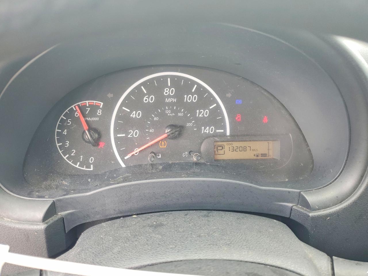 Nissan Versa 1.6 S Plus