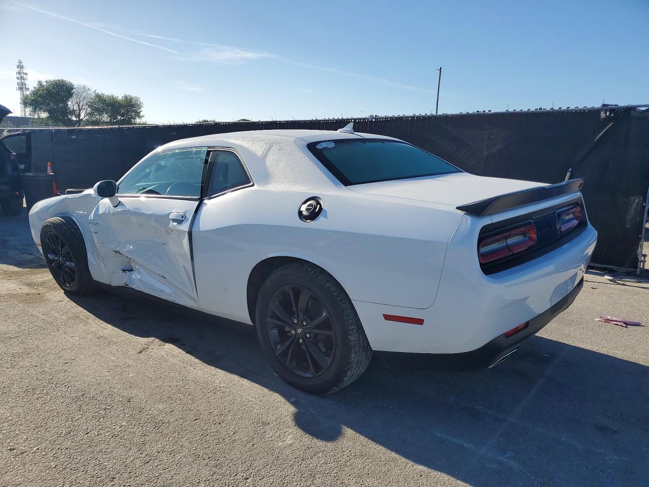 Dodge Challenger Sxt