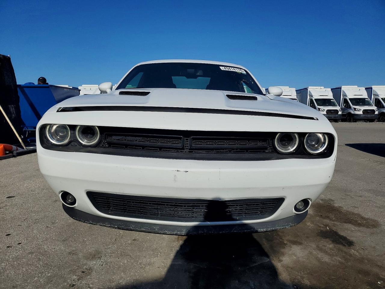 Dodge Challenger Sxt
