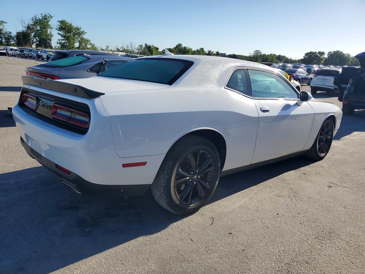 Dodge Challenger Sxt