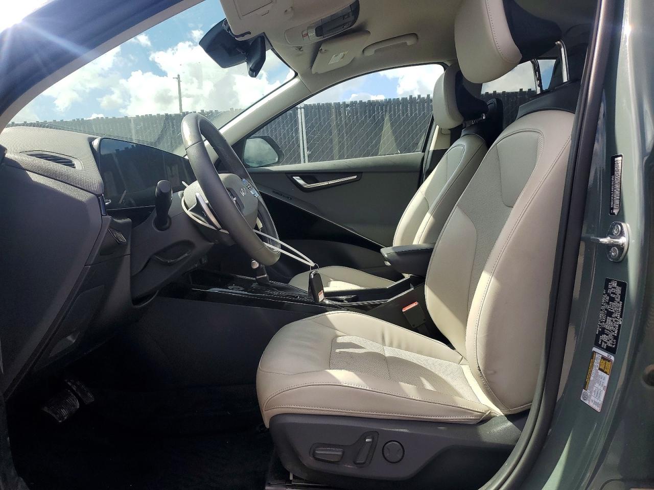 Kia Niro Ex