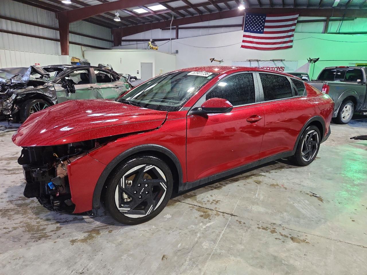 Salvage Kia K4 Ex Image
