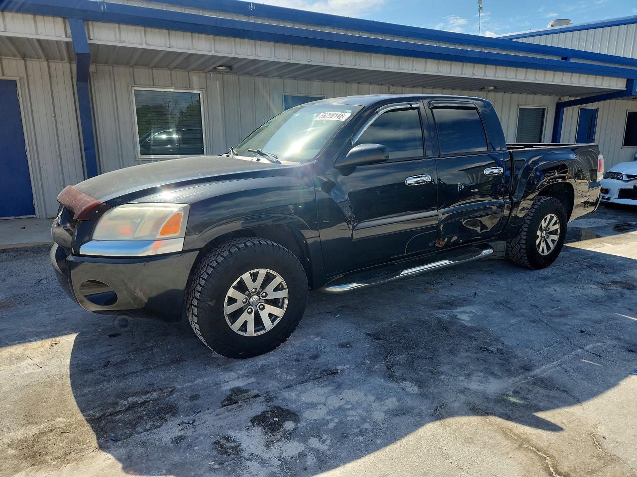 Salvage Mitsubishi Raider Image