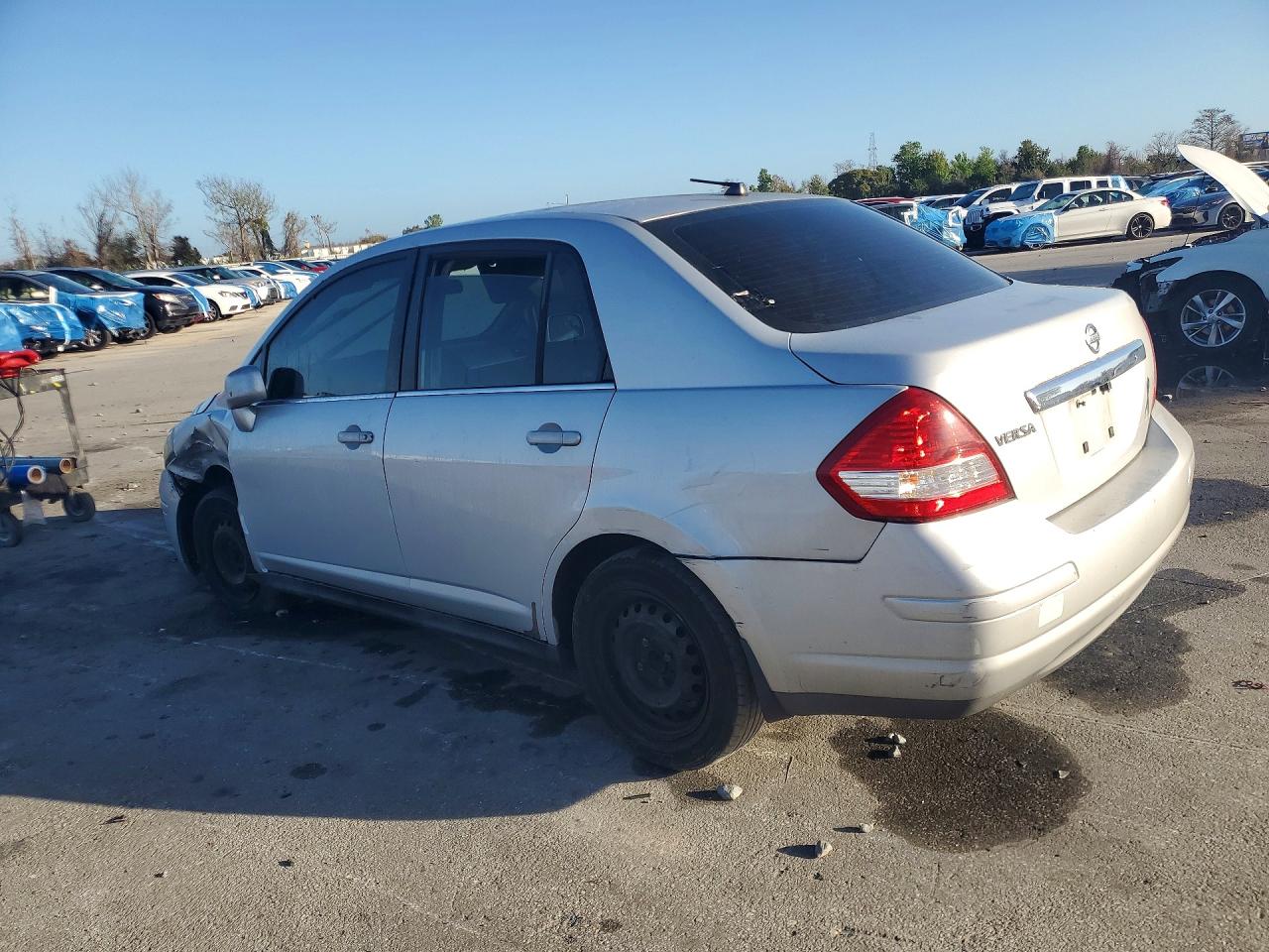 Nissan Versa 1.8 S