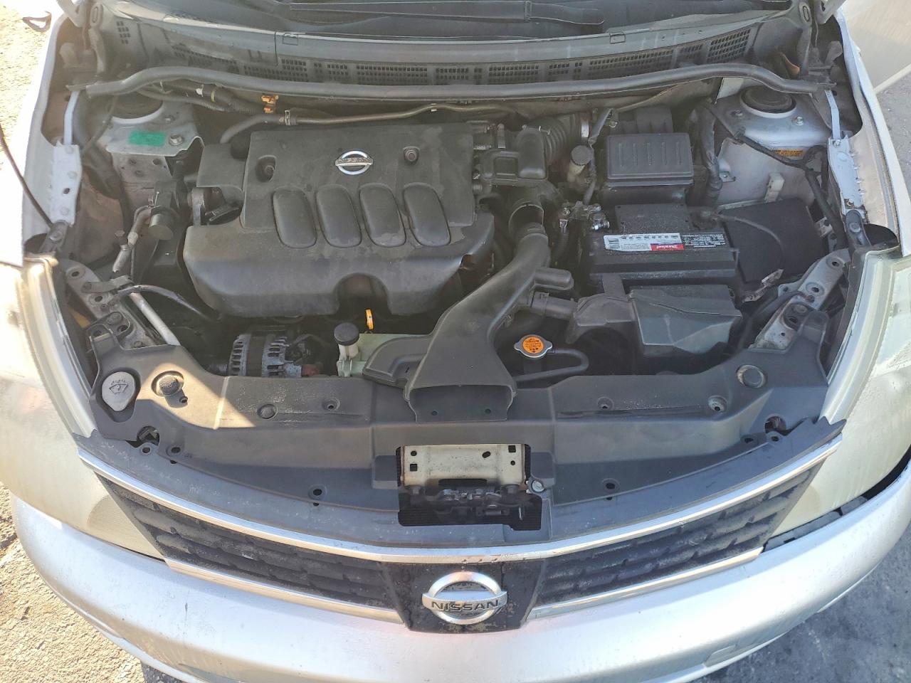 Nissan Versa 1.8 S