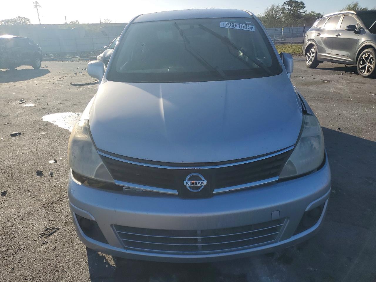 Nissan Versa 1.8 S
