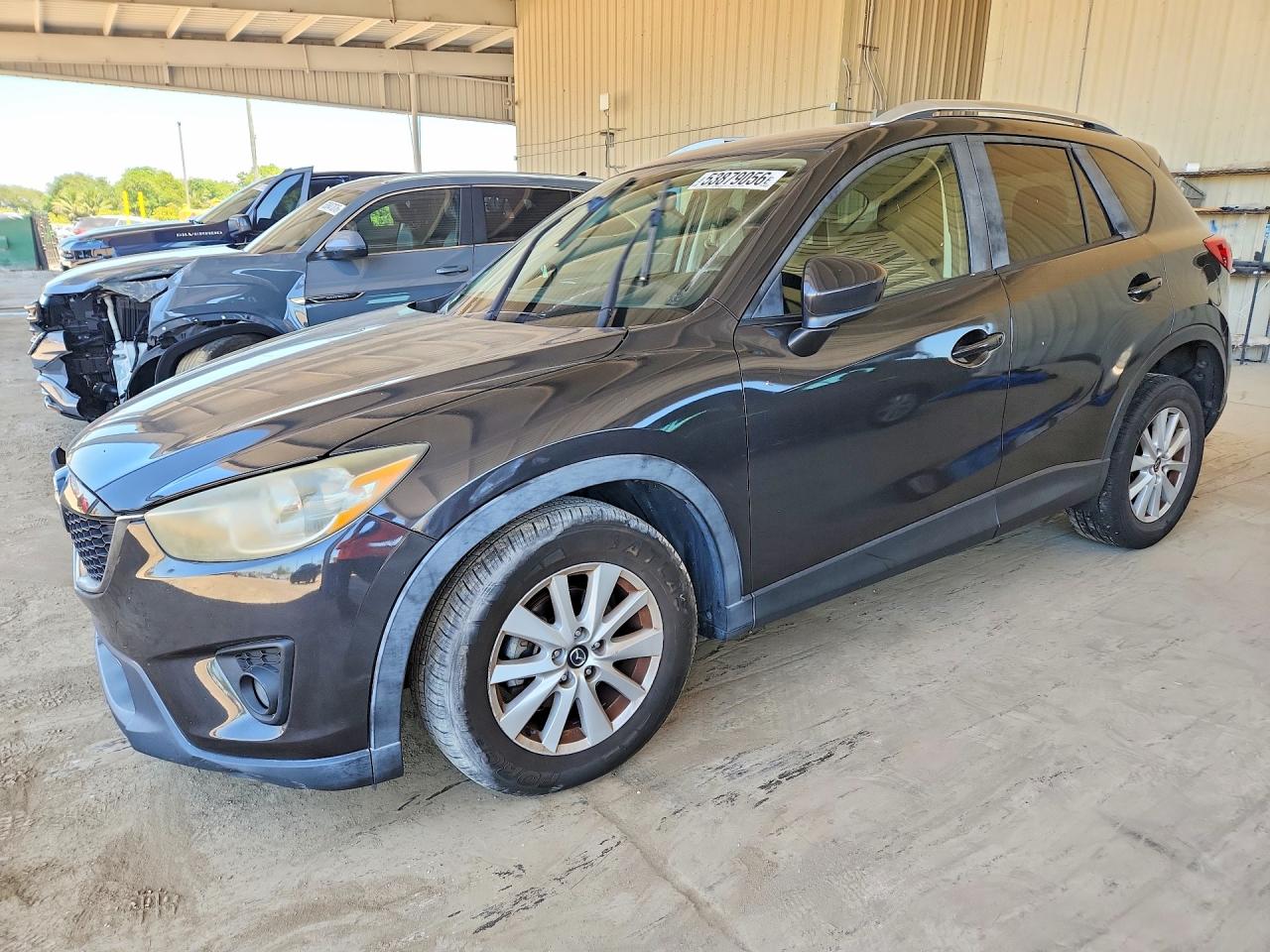 Salvage Mazda Cx Image