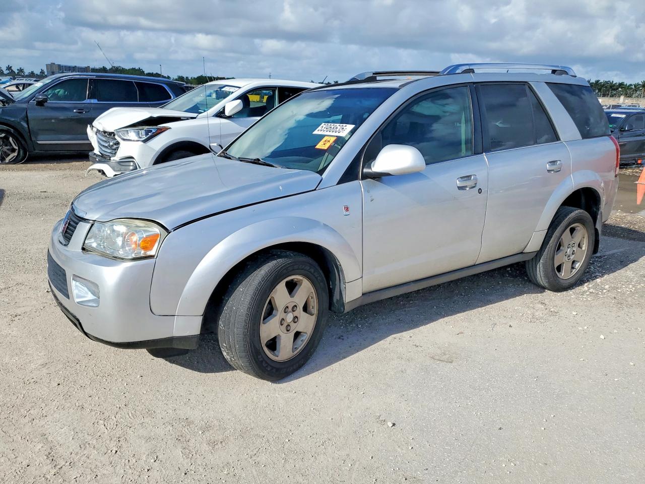 Salvage Saturn Vue Image