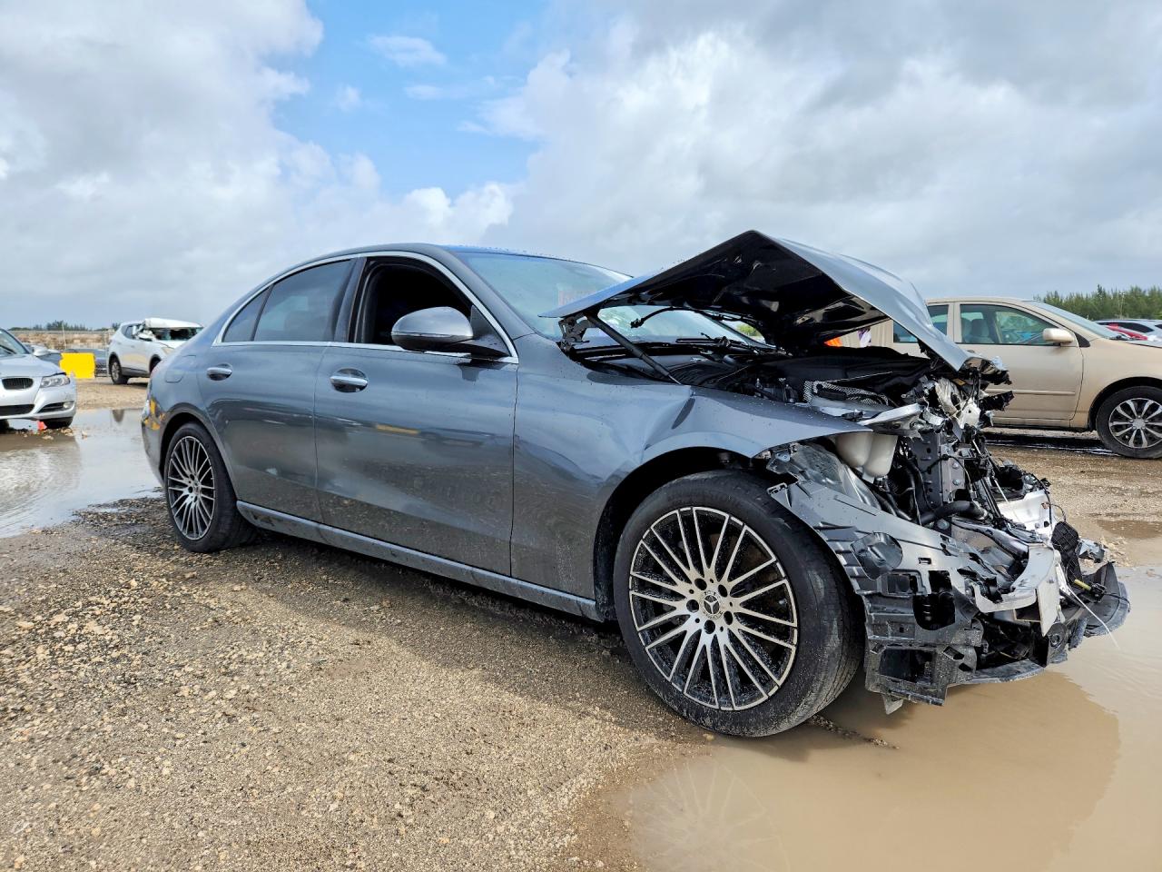 Mercedes-Benz C-Class 300