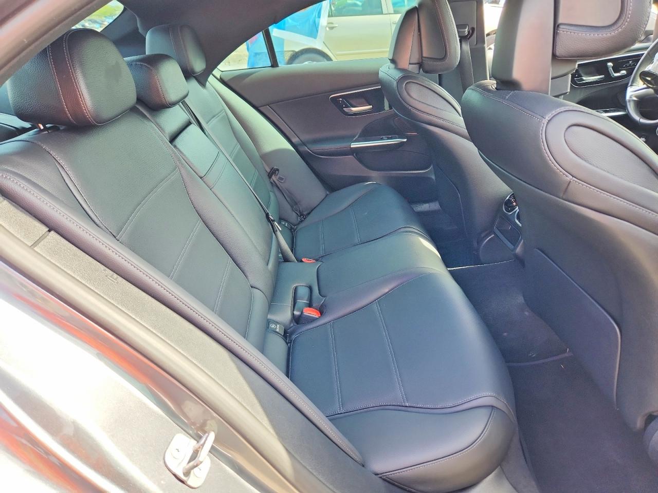 Mercedes-Benz C-Class 300