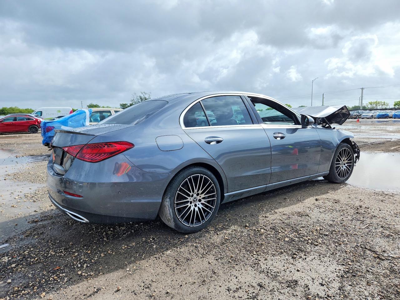 Mercedes-Benz C-Class 300