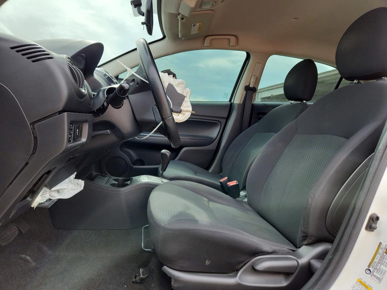 Mitsubishi Mirage G4 Es
