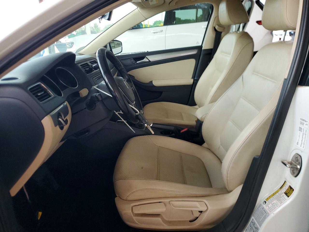 Volkswagen Jetta Se