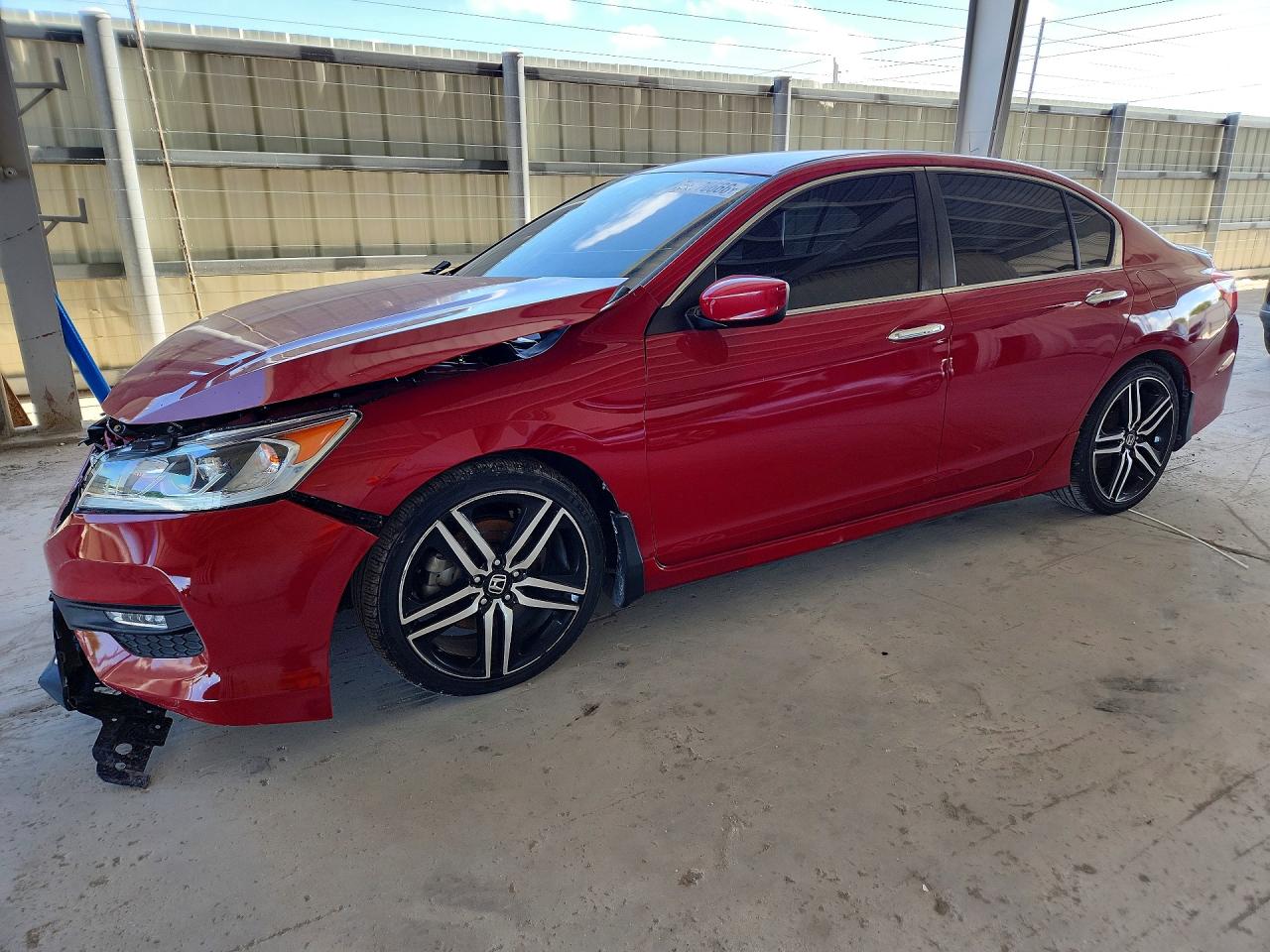 Salvage Honda Accord Image