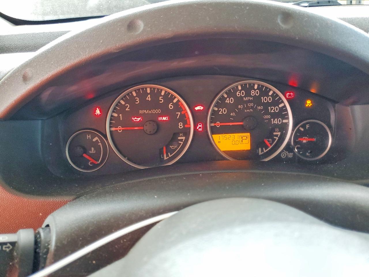 Nissan Pathfinder S