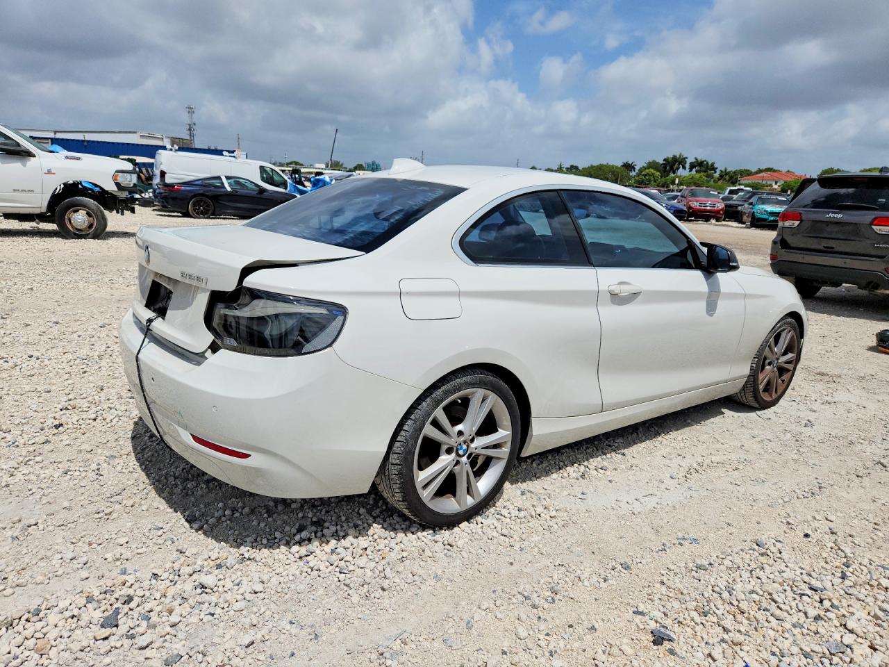 BMW 2 Series I
