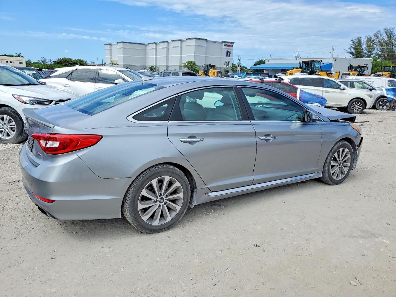 Hyundai SONATA Sport