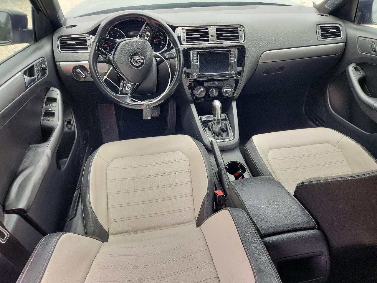 Volkswagen Jetta Sport