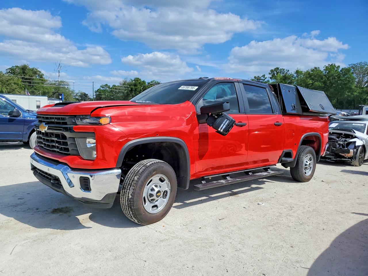 Salvage Chevrolet Silverado Image