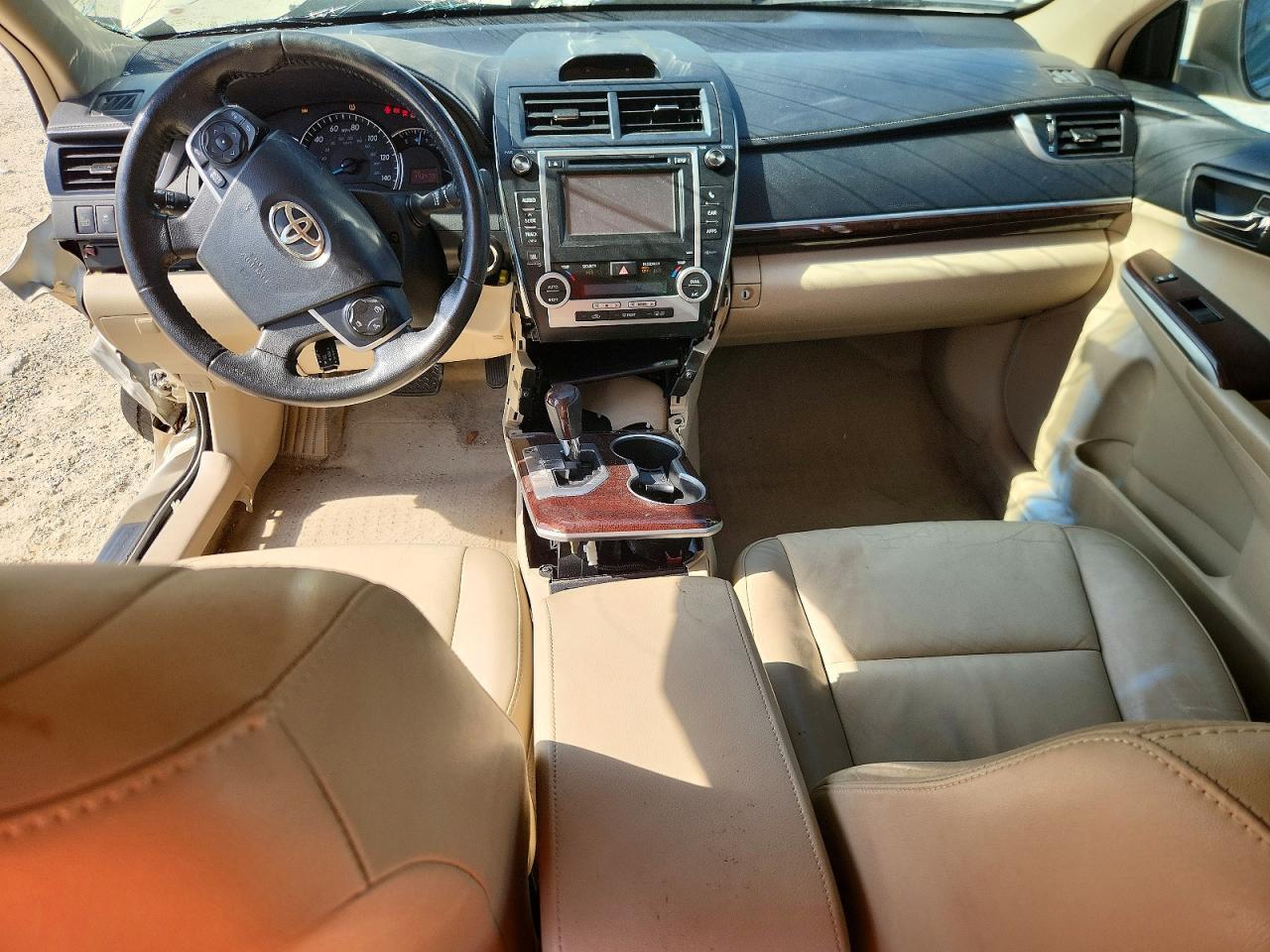 Toyota Camry Xle V6