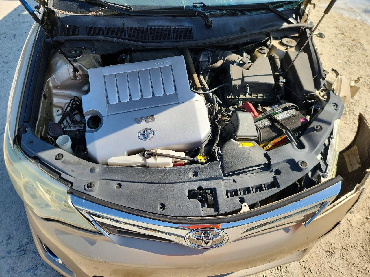 Toyota Camry Xle V6