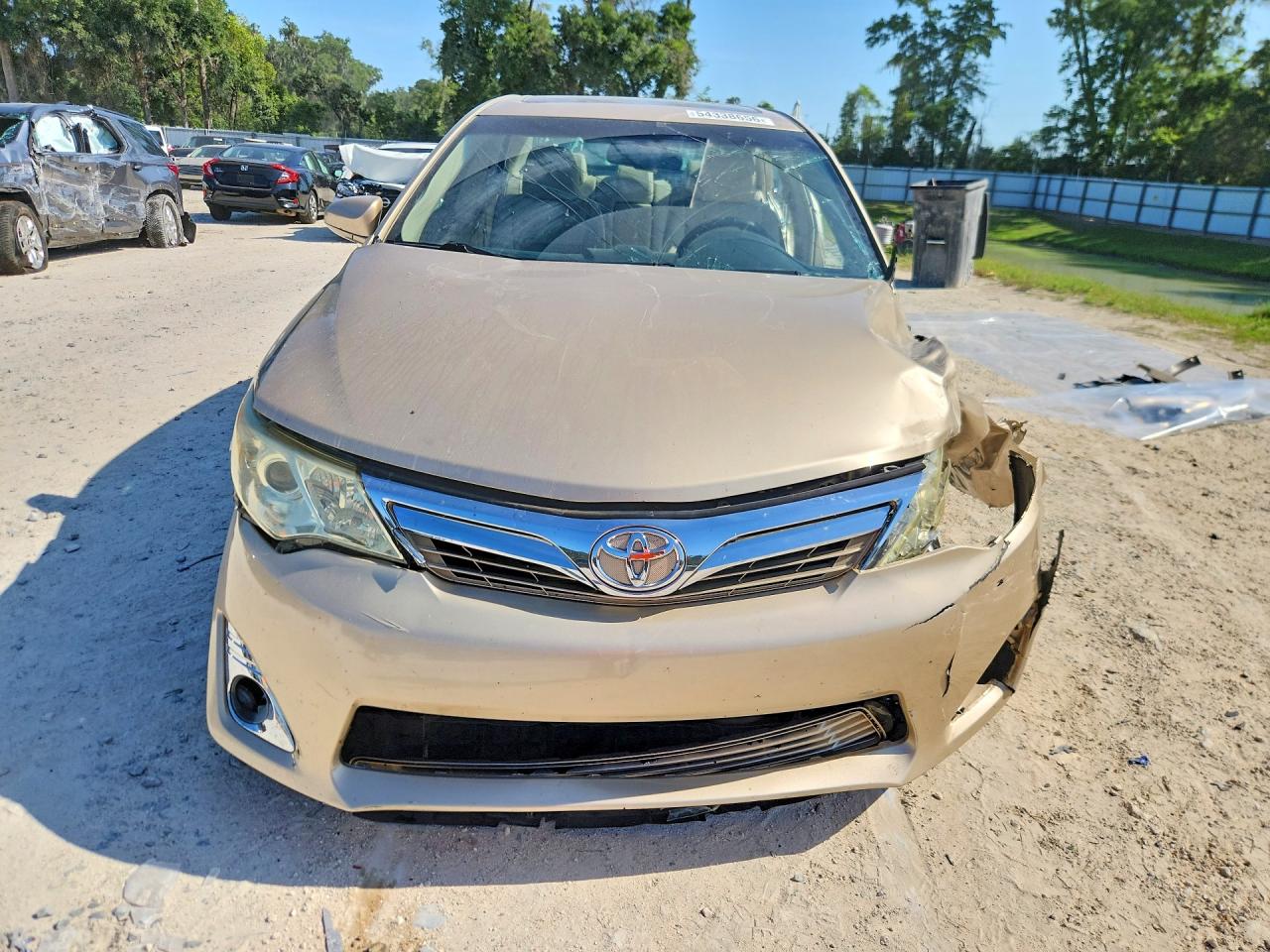Toyota Camry Xle V6