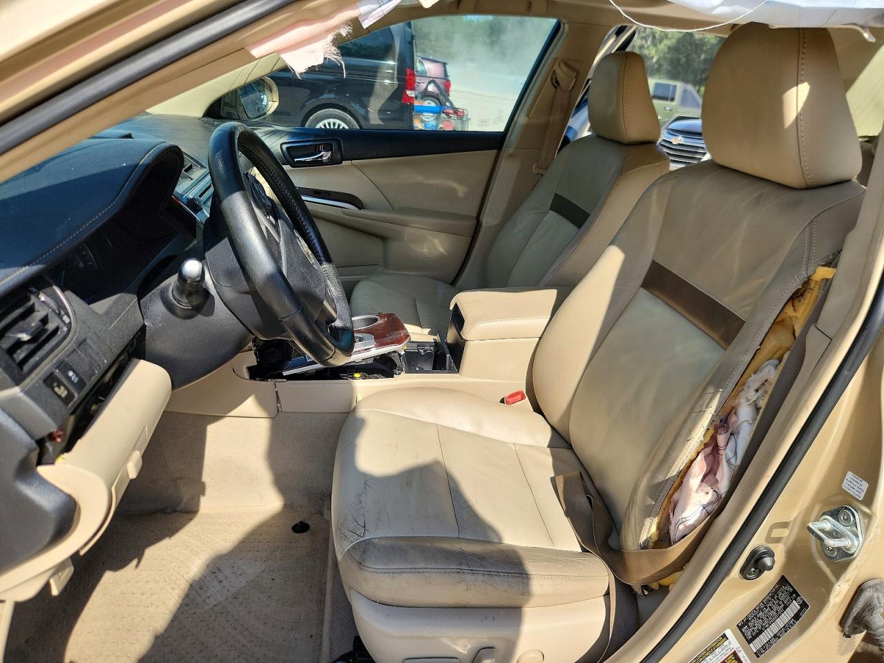 Toyota Camry Xle V6