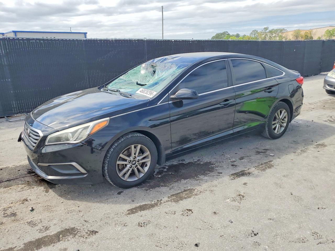Salvage Hyundai SONATA Image