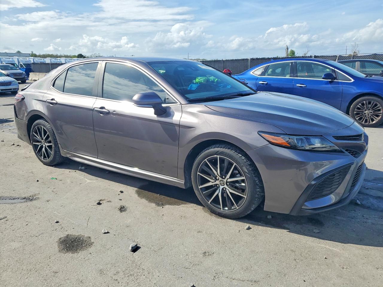 Toyota Camry Se