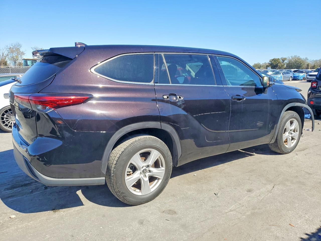 Toyota Highlander L