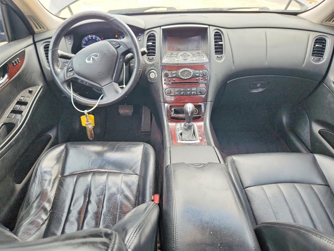 INFINITI Qx Base