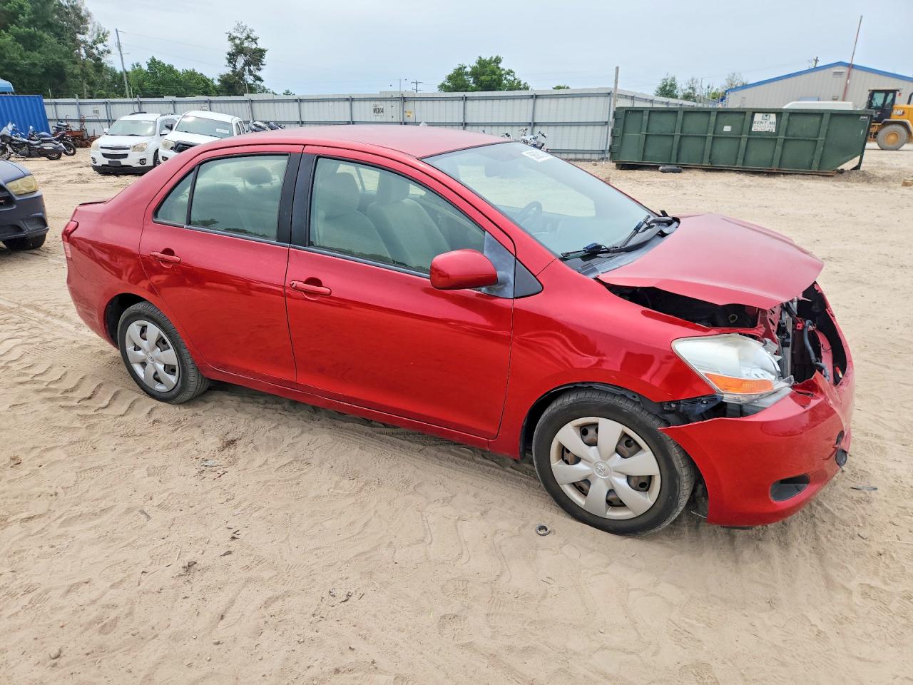 Toyota Yaris Base