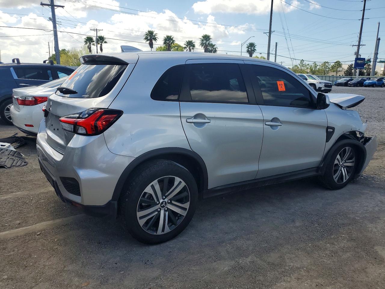 Mitsubishi Outlander S