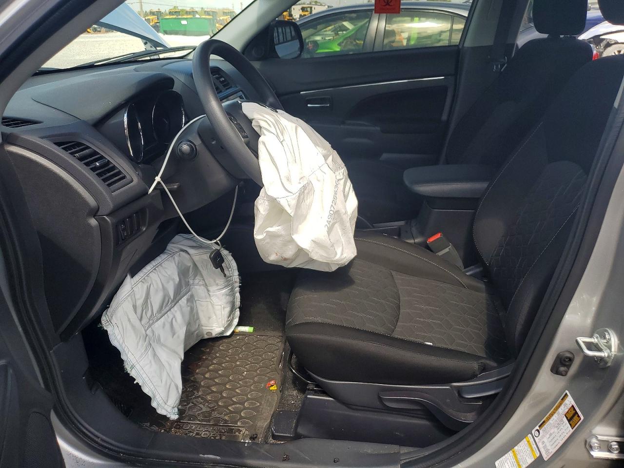 Mitsubishi Outlander S