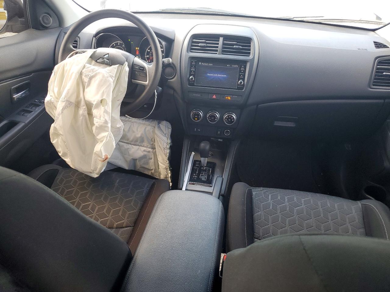 Mitsubishi Outlander S