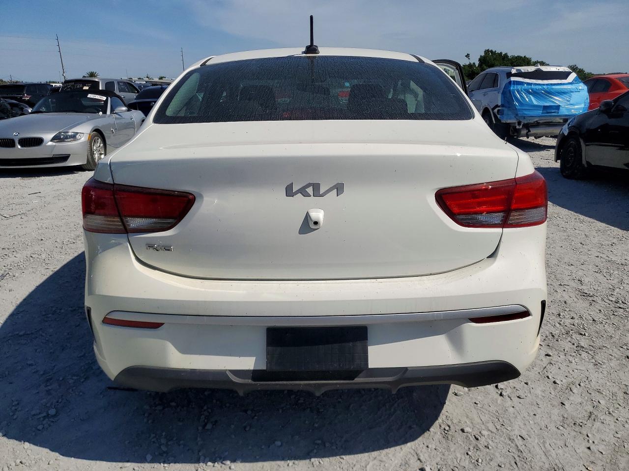 Kia Rio S