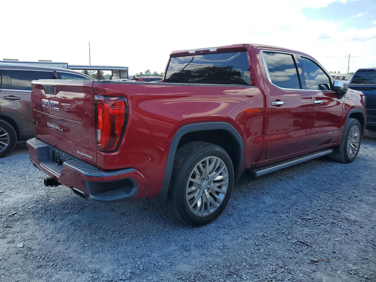 GMC Sierra K1500 Denali