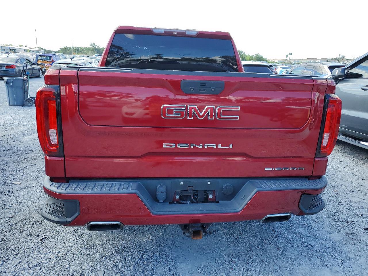 GMC Sierra K1500 Denali
